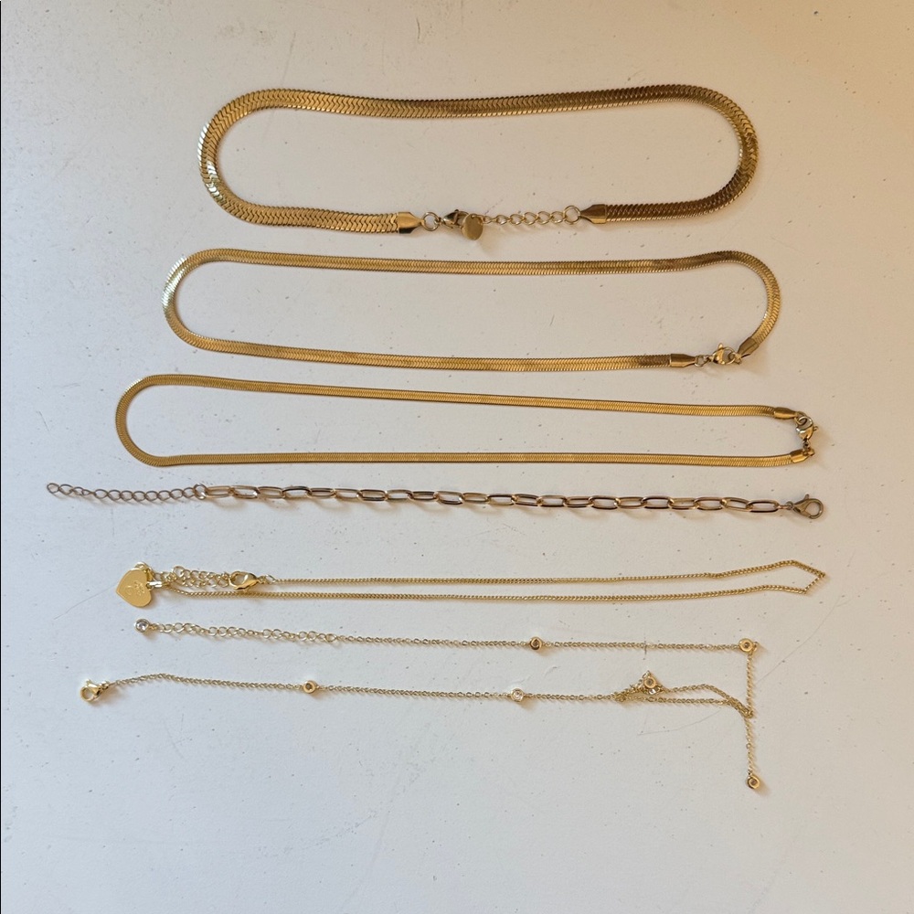 Chic Gold Necklace and bracelet set for Women